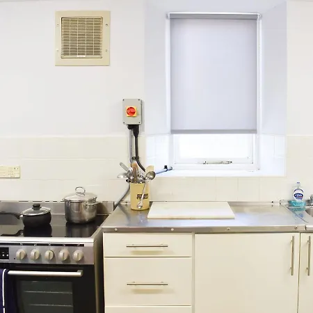 بيت للعطل Mouthlock Chapel *