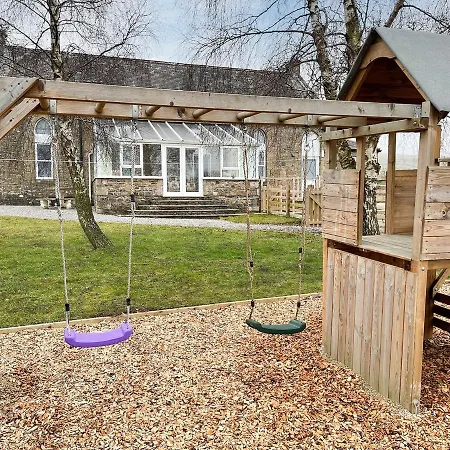 بيت للعطل Mouthlock Chapel *