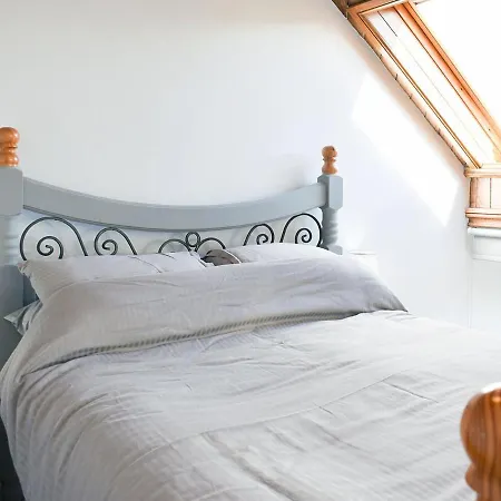 بيت للعطل Mouthlock Chapel *