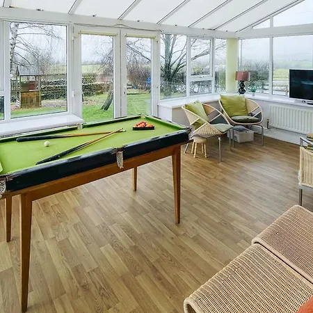 بيت للعطل Mouthlock Chapel