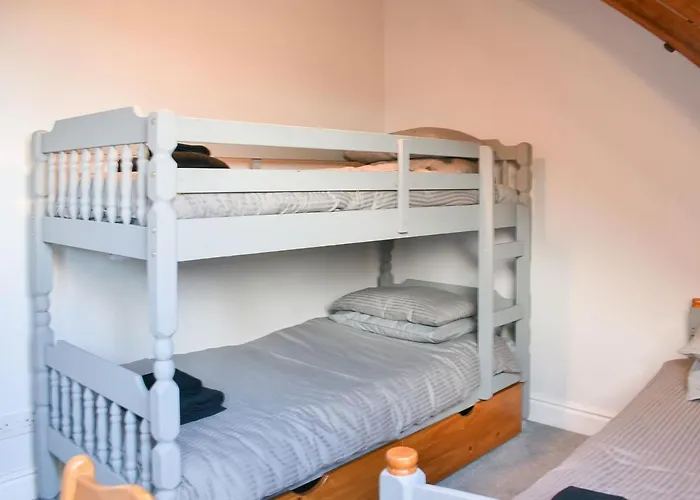 بيت للعطل Mouthlock Chapel *