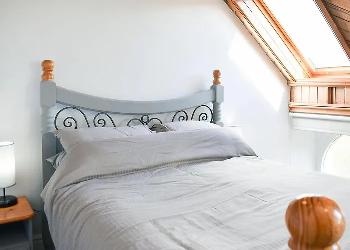 بيت للعطل Mouthlock Chapel *